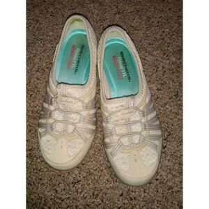 Skechers Relaxed Fit Memory‎ Foam Womens Sneakers Tennis Shoes 7 Beige SN 22477